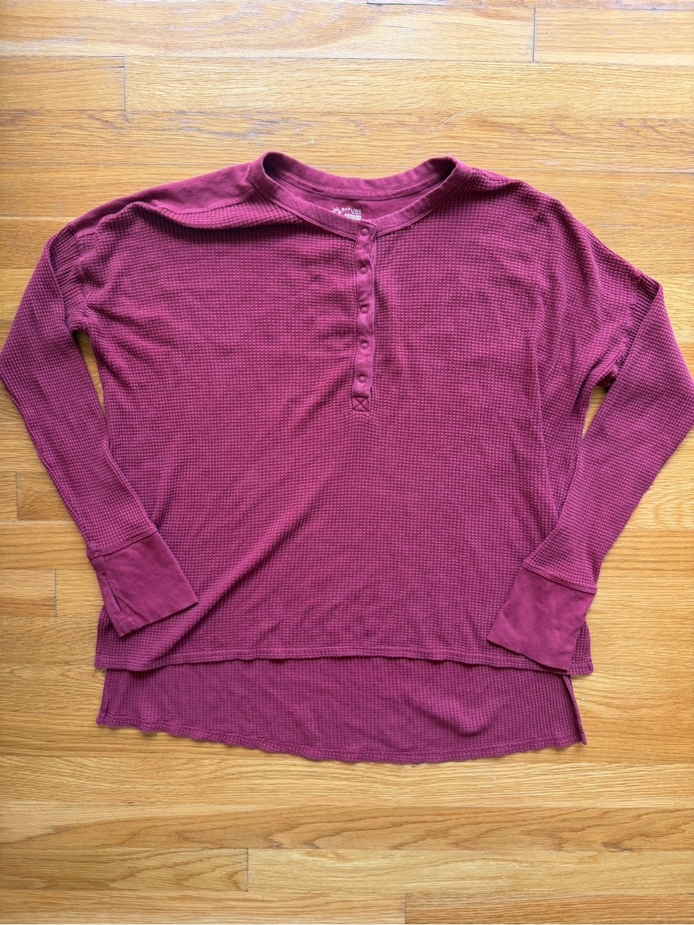 OFFLINE by Aerie Burgundy Waffle Knit Henley – Size Medium